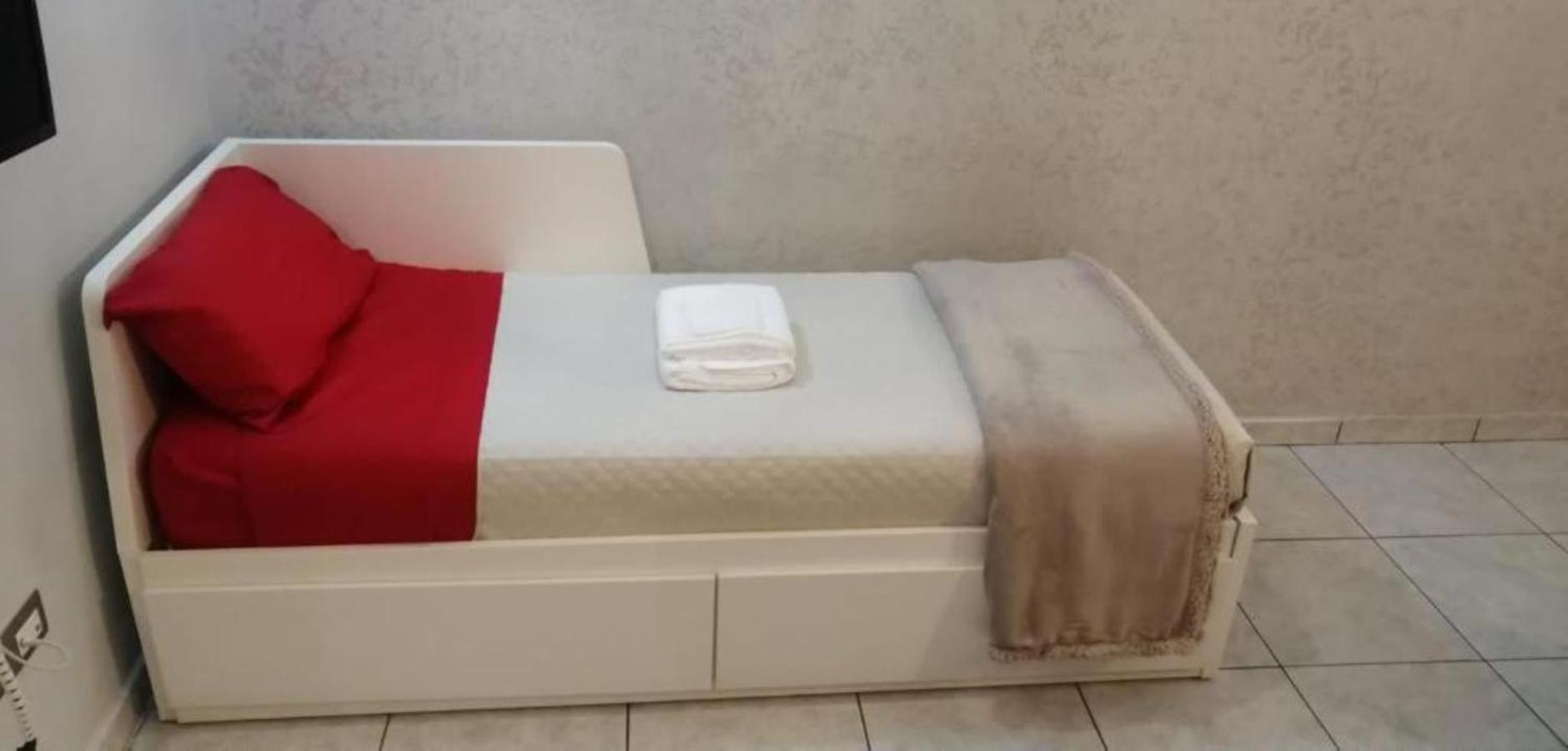נאפולי Appartamento A Cas' E Mari מראה חיצוני תמונה